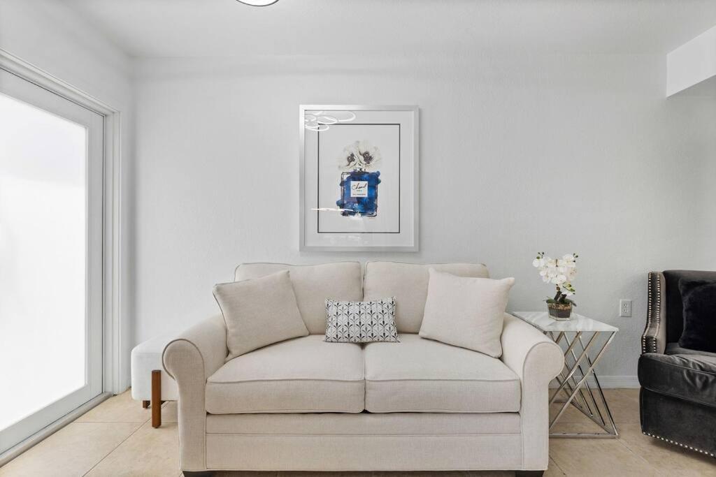 Beautiful Apartment In The Heart Of Miami Apt 8 Exterior photo
